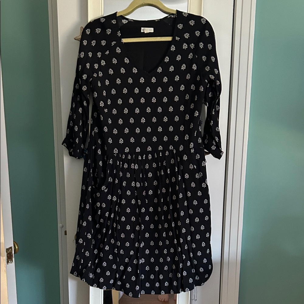 Garnet Hill Black V-Neck Floral Print Dress 6